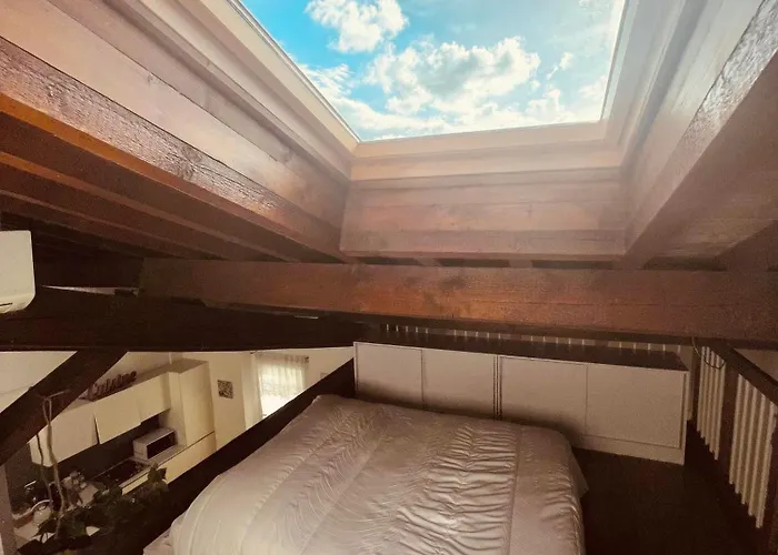 Romantic Apartment In Florence